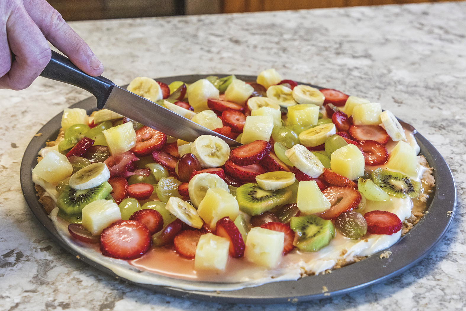 FRUIT PIZZA