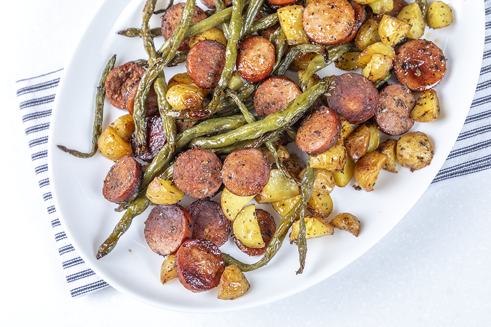 Sheet-pan sausage, potatoes and green beans