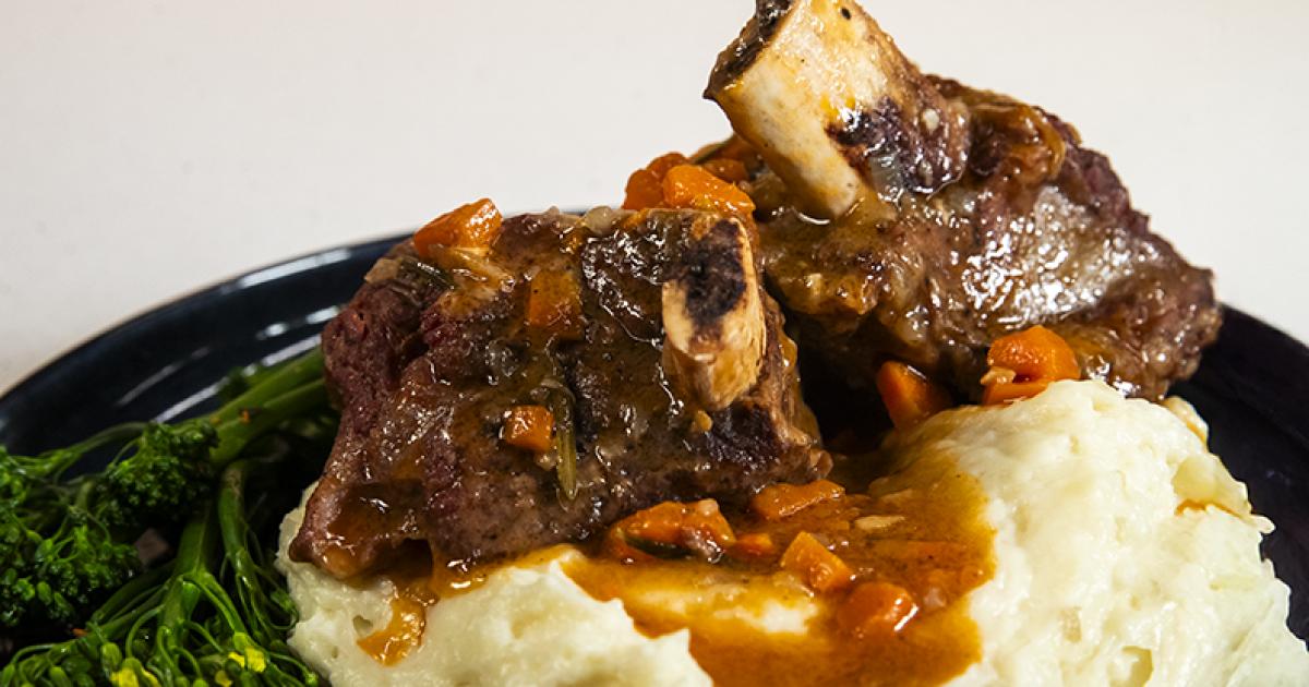 Short Ribs and Gravy