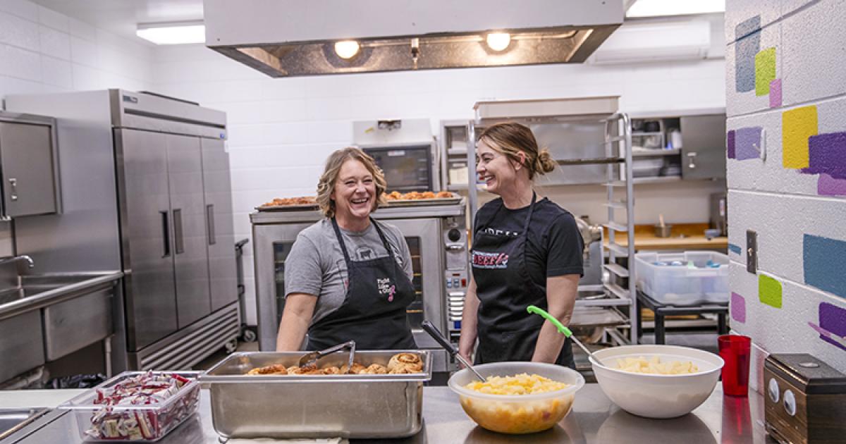 Head Cook Barbie Martin and Assistant Cook Miranda Reider
