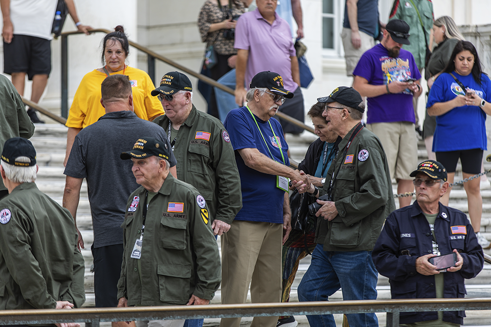 Veterans honor flight trip no. 7