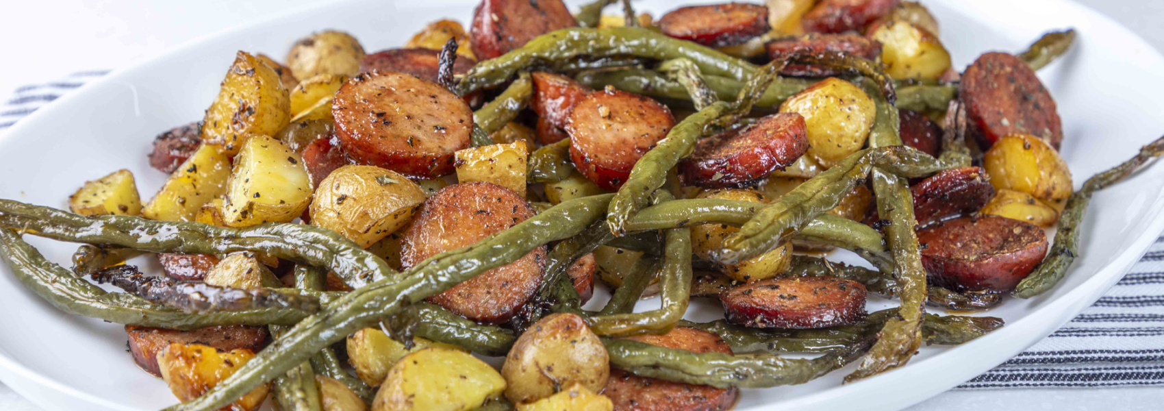 Sheet-pan sausage, potatoes and green beans